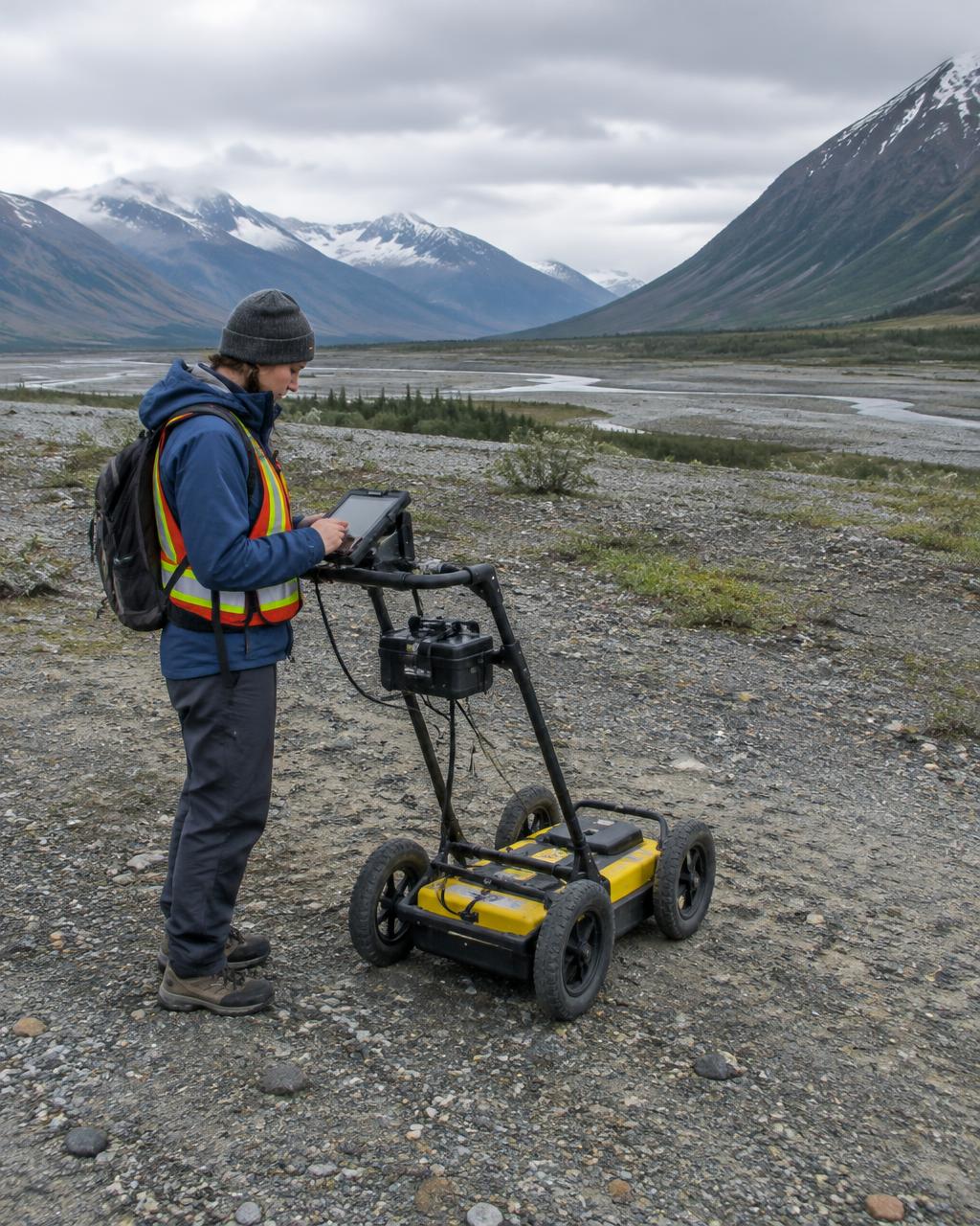 Ground-penetrating radar survey in an Alaska valley